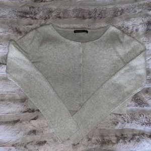 Cropped brandy Melville athelia sweater